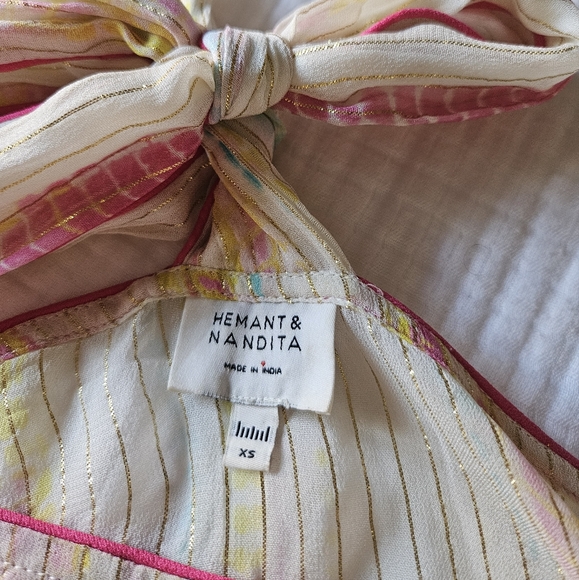 Hemant and Nandita Ann Bodysuit and Skirt Set - Picture 13 of 16